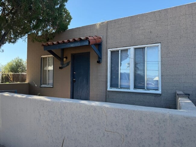 property at 1303 N Columbus Blvd