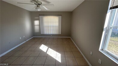 10738 Cocoatree Ct in Lehigh Acres, FL - Building Photo - Building Photo