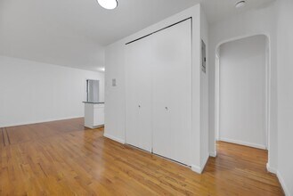 113 E 31st St in New York, NY - Building Photo - Building Photo