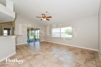 405 NW 6th Terrace in Cape Coral, FL - Foto de edificio - Building Photo