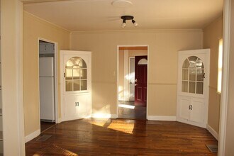 2100 W Parkway Dr in Muncie, IN - Building Photo - Building Photo