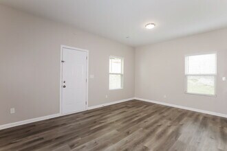 1044 Sutherland Dr in Winder, GA - Building Photo - Building Photo