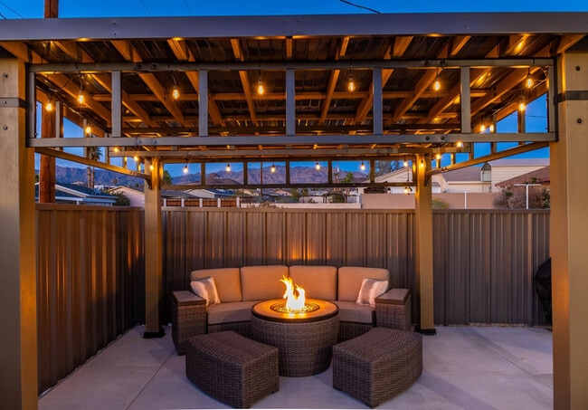 property at 3611 Breakwater Dr