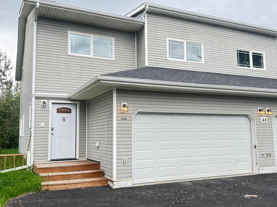 44 Trinidad Dr in Fairbanks, AK - Building Photo