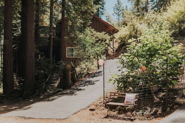 property at 8255 Tyrone Rd
