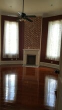 1520 Josephine St, Unit A in New Orleans, LA - Foto de edificio - Building Photo