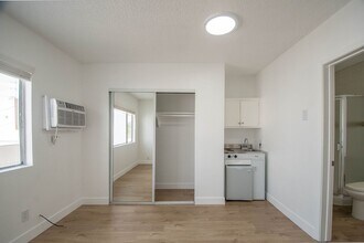 5321 Agnes Ave in Los Angeles, CA - Building Photo - Building Photo