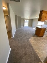 708 Eastgate Dr in Prosser, WA - Building Photo - Building Photo