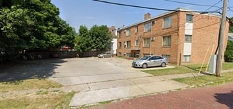 16818 Grovewood Ave, Unit 01 in Cleveland, OH - Building Photo