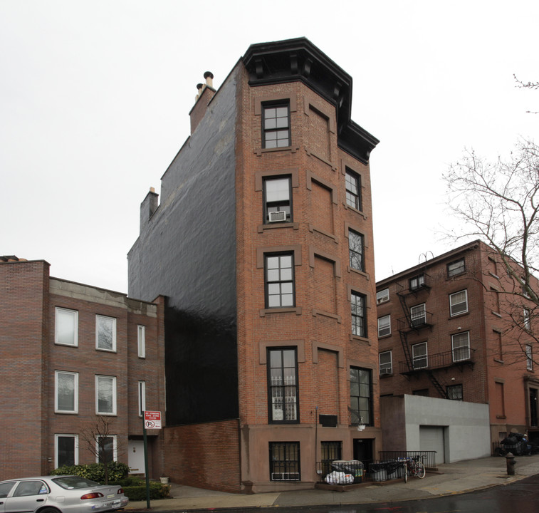 11 Willow St in Brooklyn, NY - Building Photo