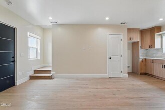 6708 Riverton Ave in Los Angeles, CA - Building Photo - Building Photo