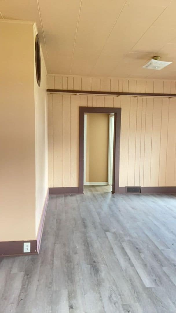 1914 Broadway Ave in North Bend, OR - Building Photo - Building Photo