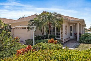 2007 Scarlett Ave in North Port, FL - Building Photo