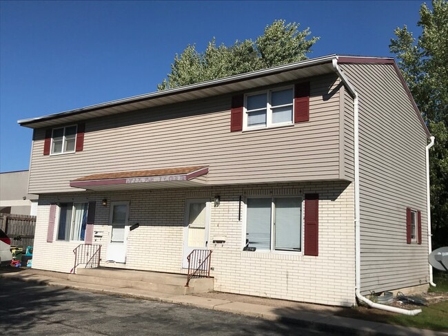 property at 3152 Losey Blvd S