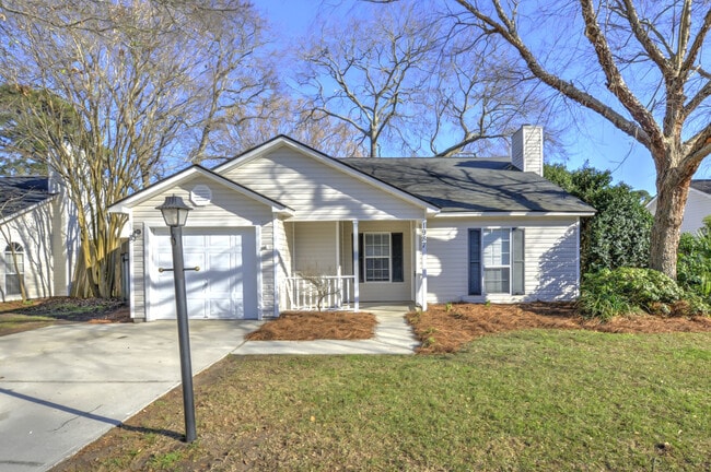 1987 Armory Dr in Mount Pleasant, SC - Building Photo - Building Photo