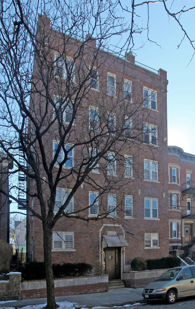 117 N Terrace Ave in Mount Vernon, NY - Foto de edificio - Building Photo