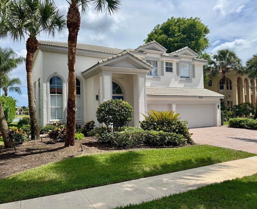9534 Worswick Ct in Wellington, FL - Building Photo