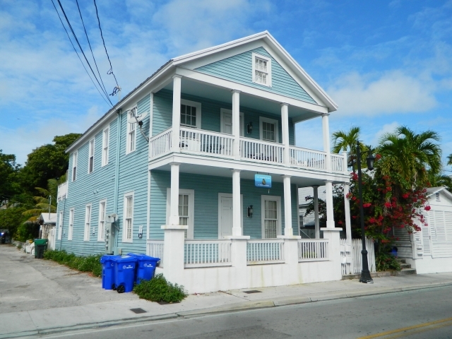 419 Truman Ave in Key West, FL - Building Photo