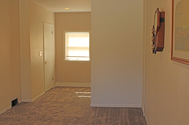 1402 20th St, Unit Main Floor