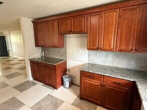 1616 Rio Vista Ave in Houma, LA - Foto de edificio - Building Photo