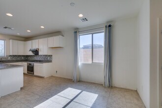 6442 Kobe Knoll Ct in Las Vegas, NV - Building Photo - Building Photo