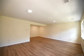276 Temple Hill Rd in New Windsor, NY - Building Photo - Building Photo