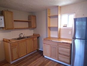 602 S Woody Dr in Roswell, NM - Building Photo - Building Photo