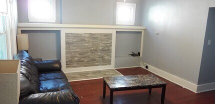 1322 Madison St in Syracuse, NY - Foto de edificio - Building Photo