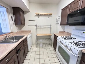 147 Kelton St, Unit 311 in Boston, MA - Building Photo - Building Photo