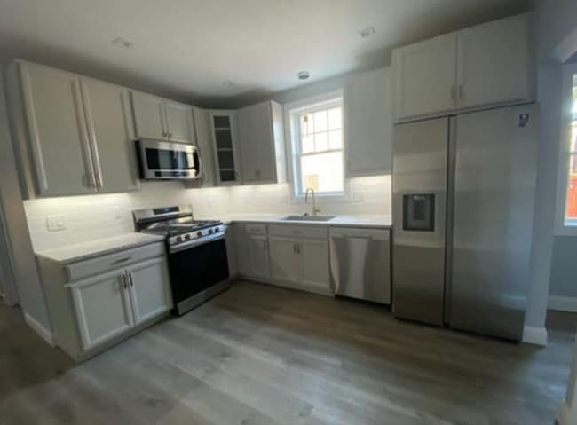 property at 52 Garfield Ave