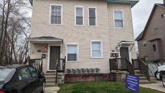 721 N Hamilton St in Saginaw, MI - Building Photo