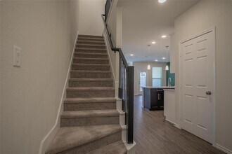 3415 Avondale Vw Dr in Houston, TX - Building Photo - Building Photo