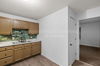 4320 Rickey Dr in St. Louis, MO - Building Photo - Building Photo