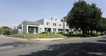 1520 Coulston Apartments