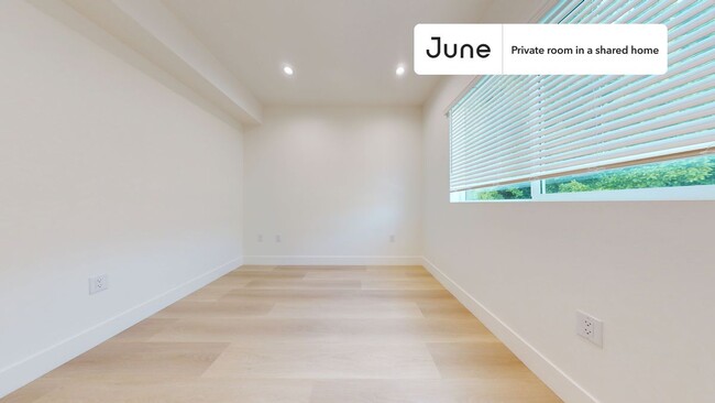 property at 1321 N June St