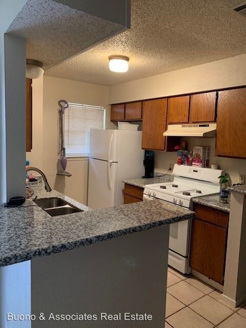 819 Sirocco Dr in Austin, TX - Building Photo - Building Photo