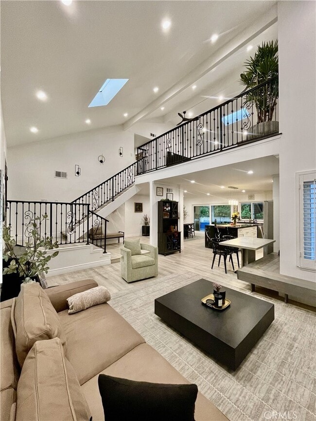 property at 10468 Des Moines Ave