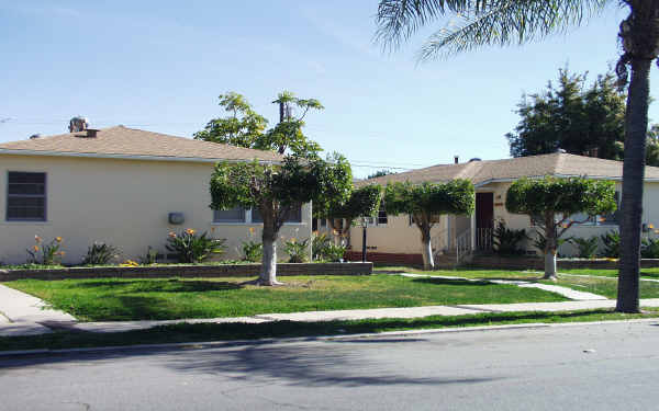 4541-4547 Altadena Ave in San Diego, CA - Building Photo - Building Photo