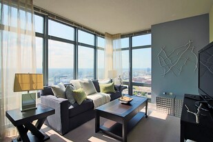 546 W Kinzie St in Chicago, IL - Building Photo