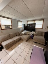 91 Rosewood Rd in Kings Park, NY - Building Photo - Building Photo