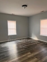 606-B Martin Street; in Raleigh, NC - Building Photo - Building Photo