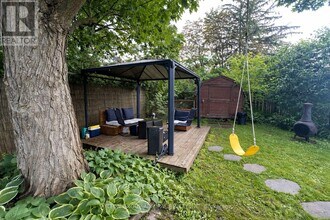 8 Iber Ct in Aurora, ON - Building Photo - Building Photo