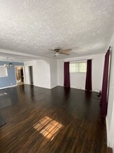 111 W Fourteenth St in Traverse City, MI - Building Photo - Building Photo