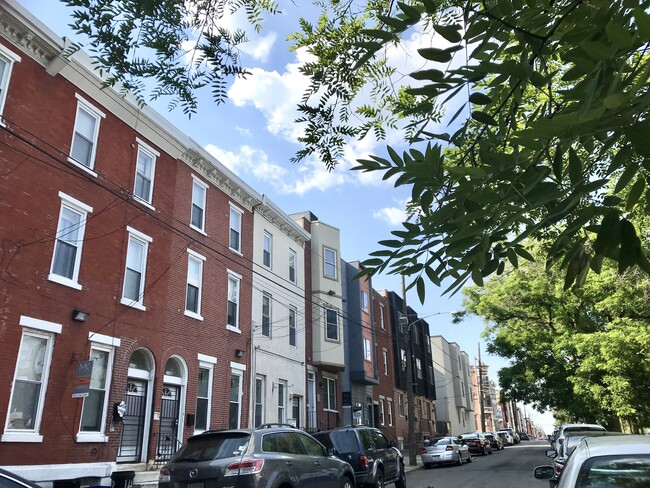 property at 1422 N Willington St