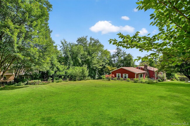 property at 10 Nymph Dr