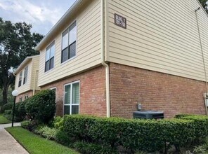 14515 Wunderlich Dr in Houston, TX - Foto de edificio - Building Photo