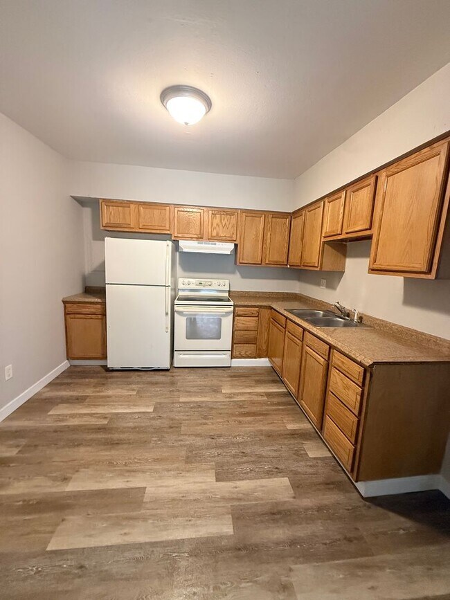 3665 Michigan Ave in Colorado Springs, CO - Building Photo - Building Photo