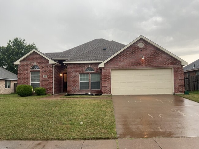 property at 3213 Morning Dove Ln