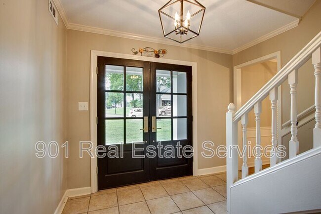 8332 Misty Creek Dr in Germantown, TN - Building Photo - Building Photo
