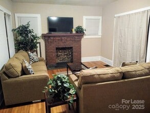 439 2nd Ave SE in Hickory, NC - Building Photo - Building Photo
